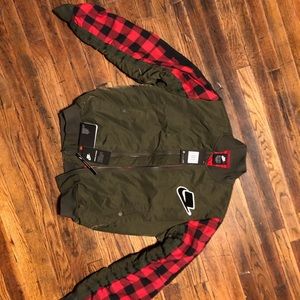 Nike NSW Sportswear cargo khaki/plaid thermore